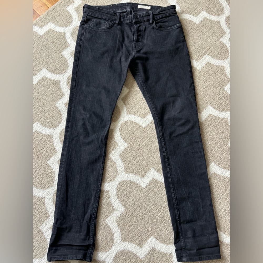 Men’s cigarette jeans